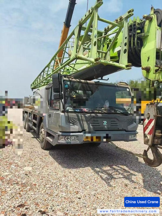 Buy Zoomlion ZTC201V551 Used Crane Buy Zoomlion ZTC201V551 Used Crane